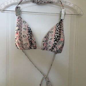 Victoria’s Secret bikini top